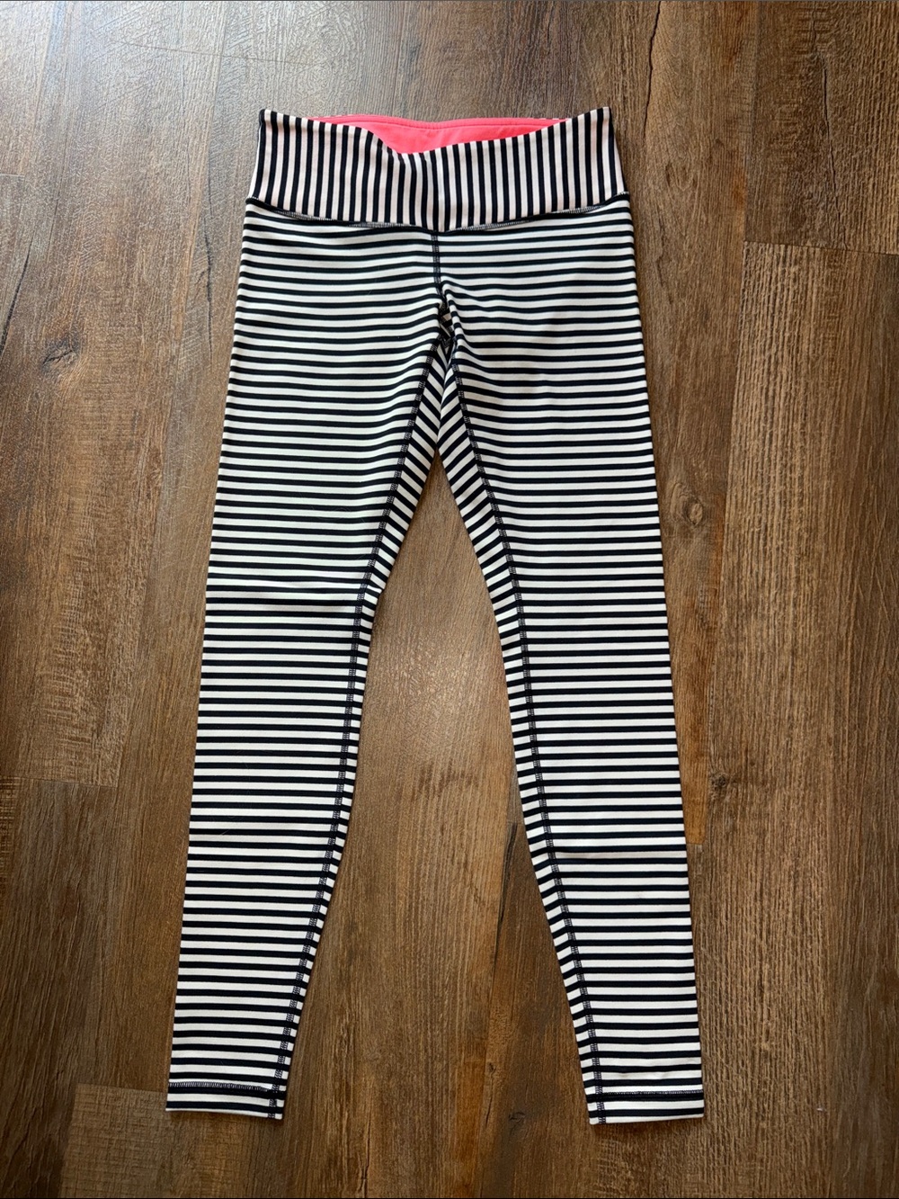 Lululemon Full Length Stripped Black & White Leggings